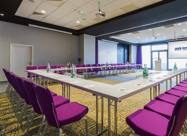 Park Inn by Radisson Lille Grand Stade ****, Hôtel 4*, Villeneuve-d'Ascq, Hauts-de-France, France